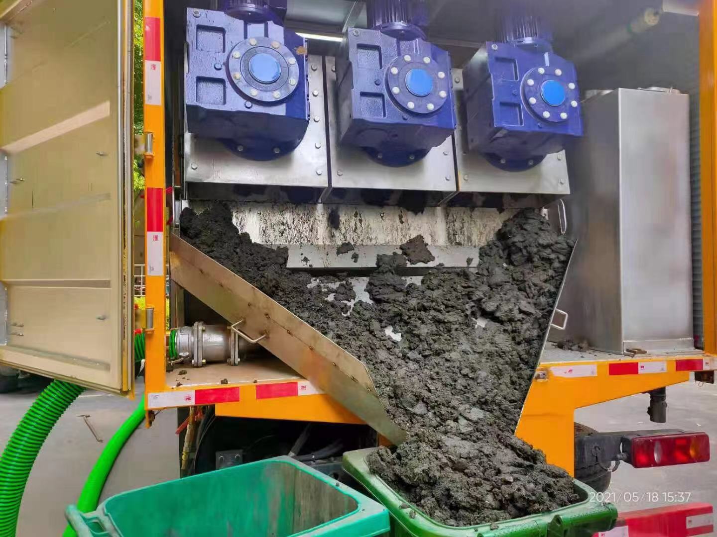 汪场镇化粪池清掏城市维护站-泥浆净化干湿分离处理